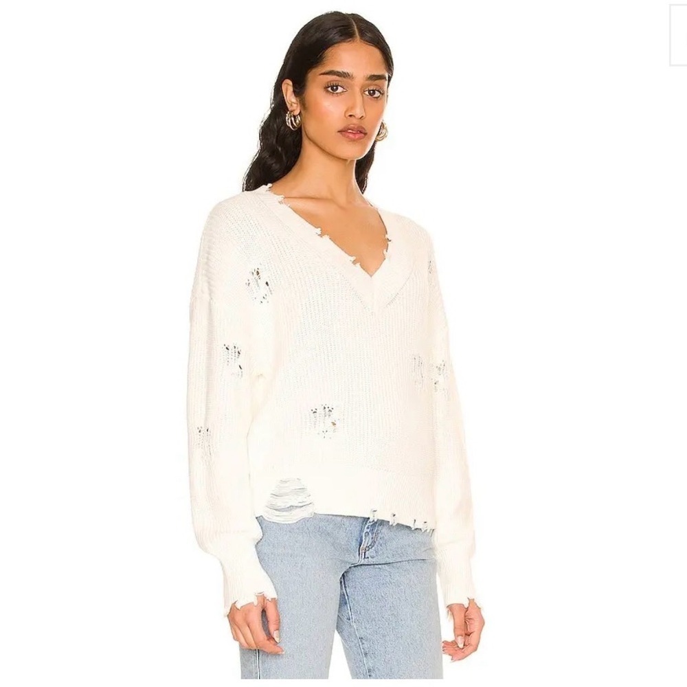 525 America 100% Cotton Distressed White Sweater Size Medium - Picture 2 of 8